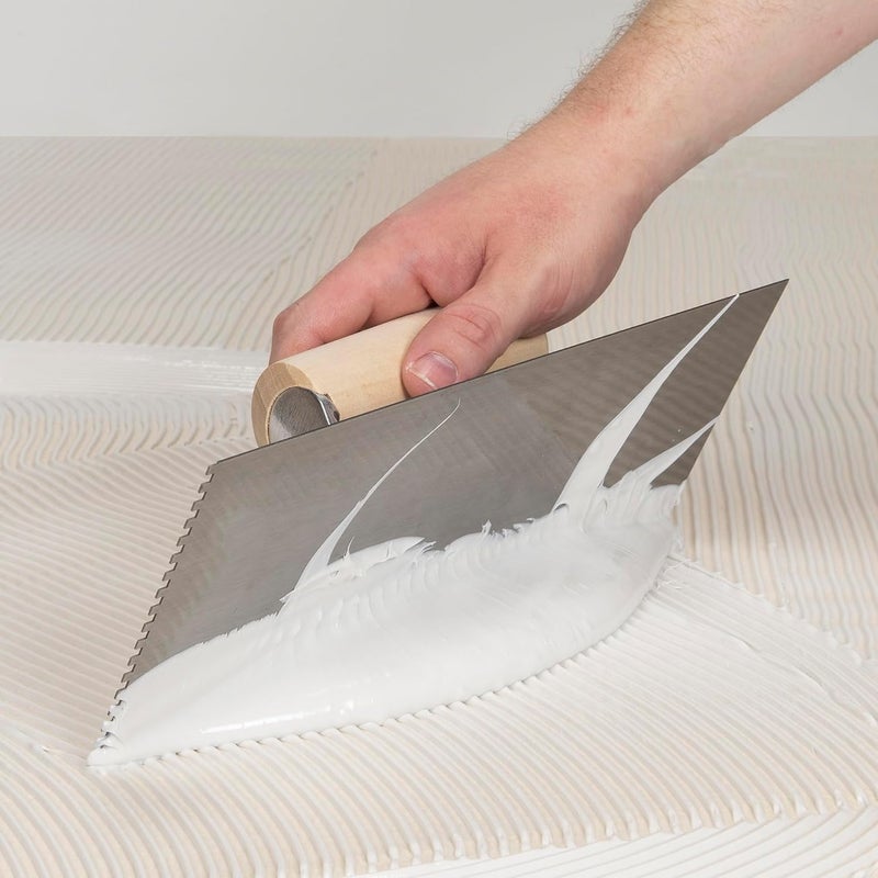 Roberts 1/8" x 1/8" x 1/8" Square-Notch Pro Wood Flooring Trowel with Wood Handle - Image 2